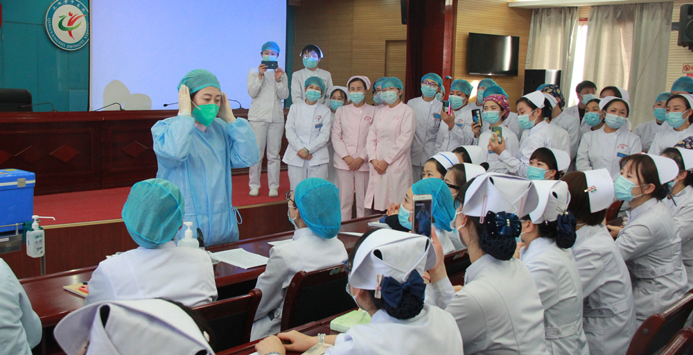 市中醫(yī)醫(yī)院組織開展核酸檢測采樣培訓(xùn)考核